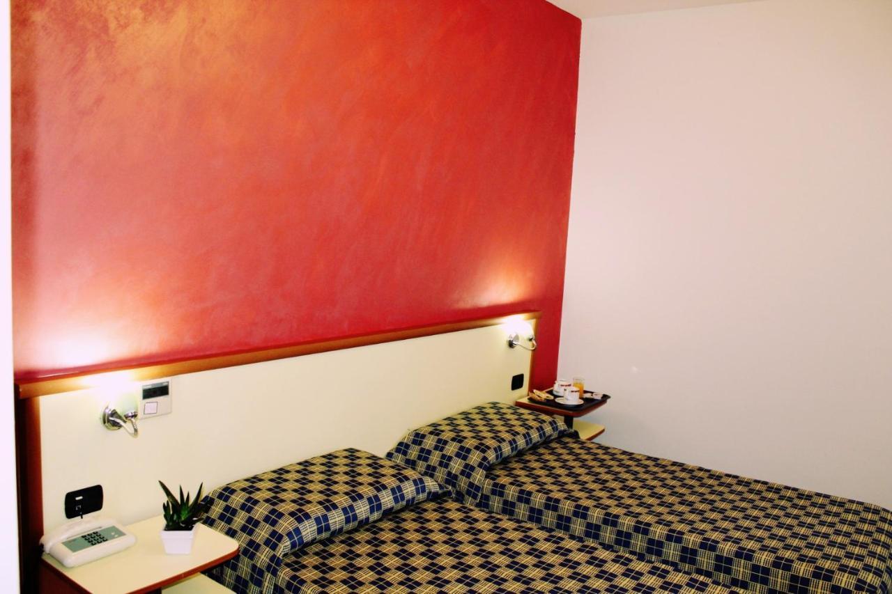 Hotel Miravalle Ribera Exterior photo